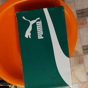 Puma suede red classics. Size 9 women